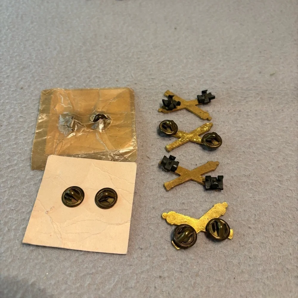 Vintage Lot of 21 World War II & U.S. Army Insignia Collectible Push Pins Badge